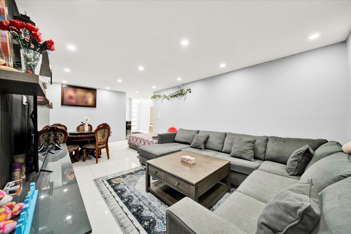 7068 129a Avenue, Surrey, BC, V3W 2V7 - 6