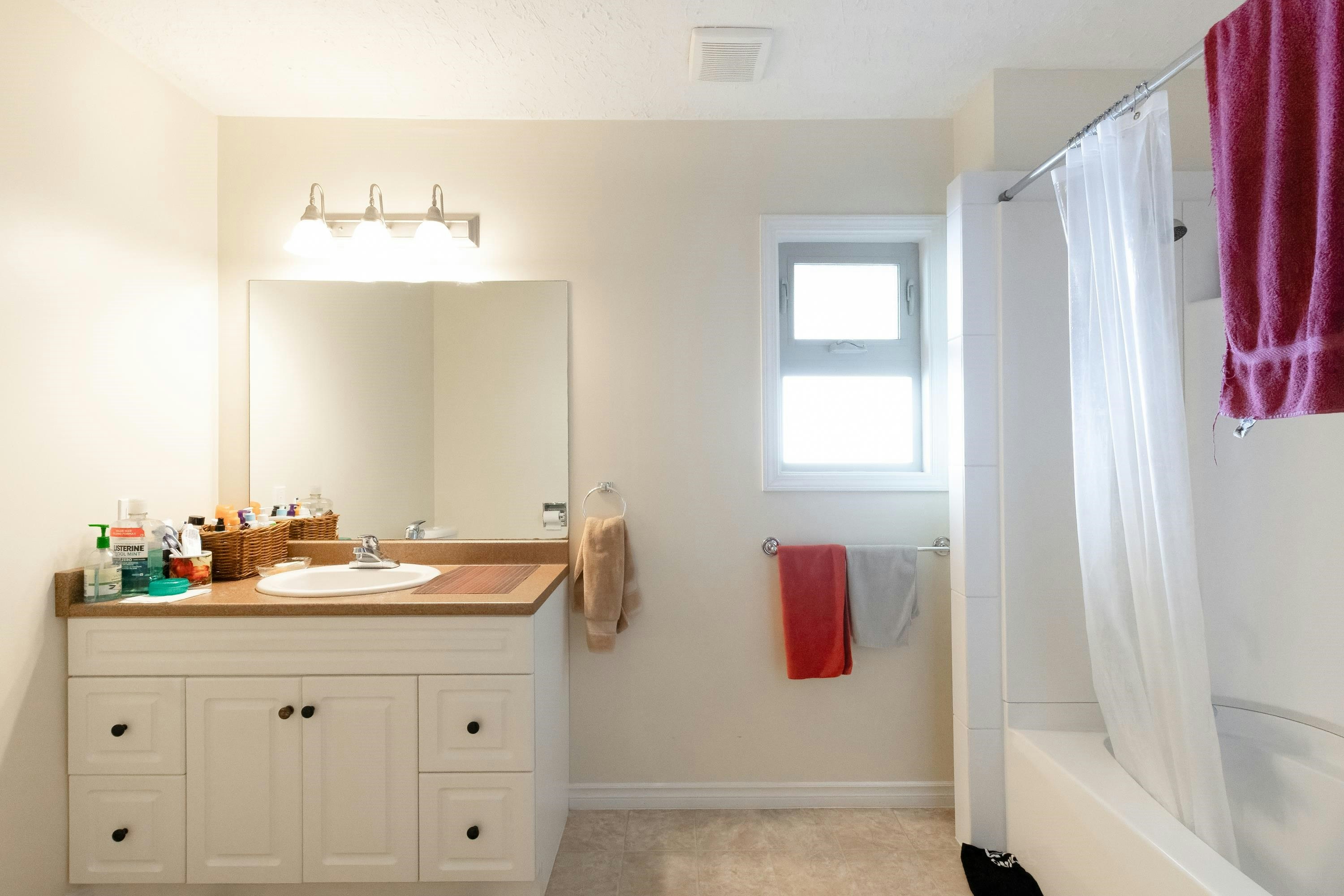 4902 Laurel Avenue, Sechelt, BC, V7Z 0B7 - 12