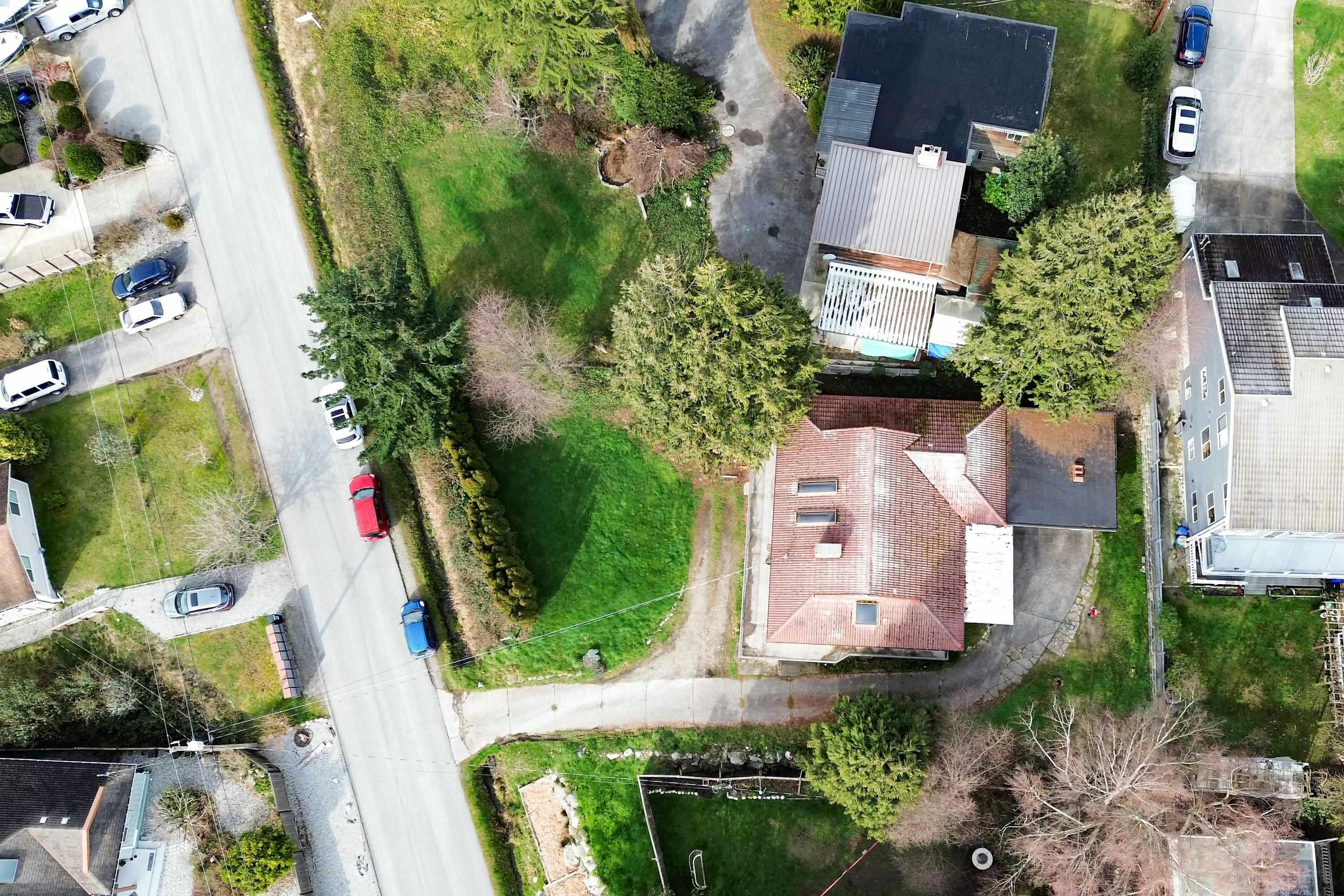 4902 Laurel Avenue - 4