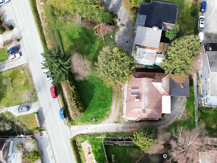 4902 Laurel Avenue, Sechelt, BC, V7Z 0B7 - 4