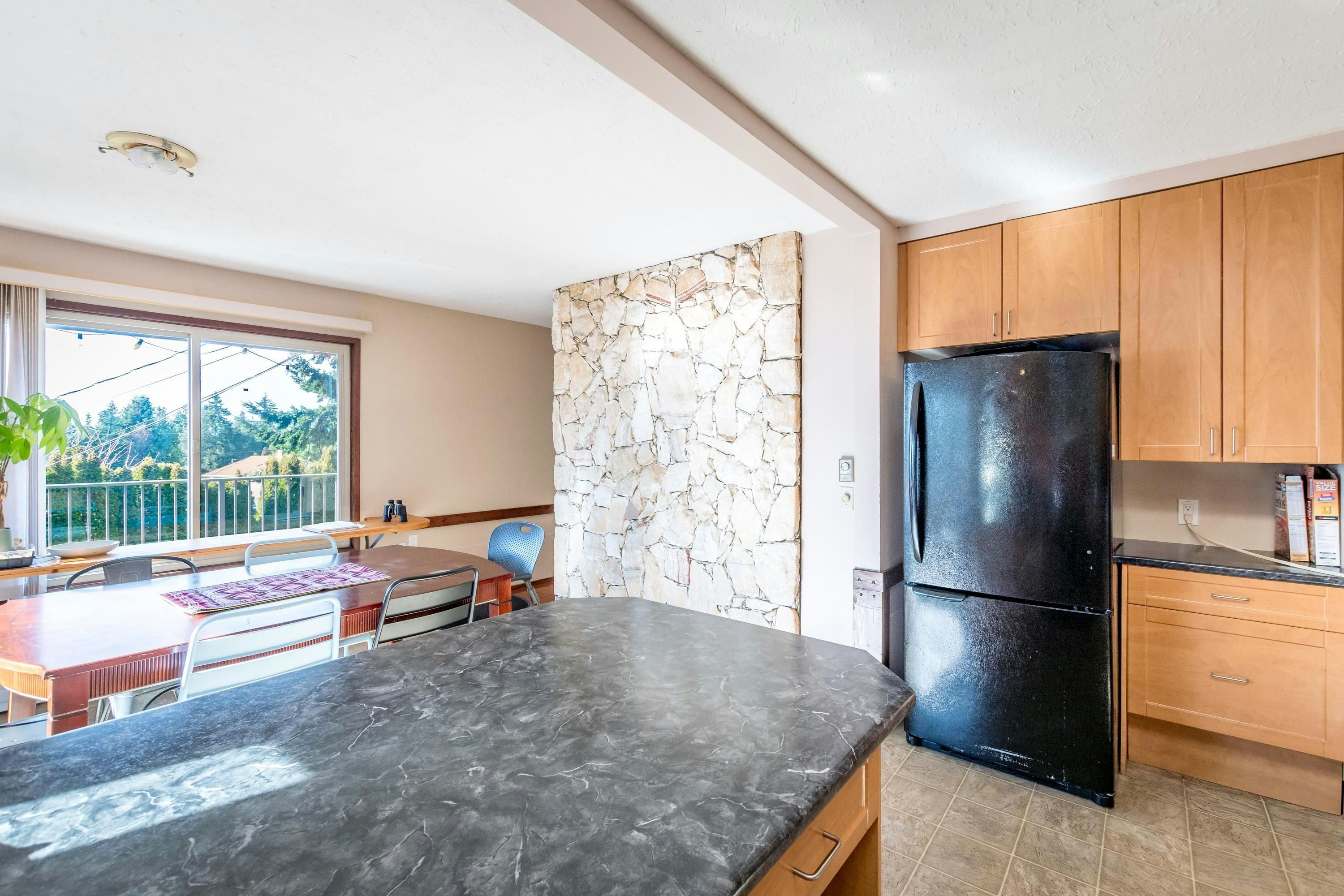 4902 Laurel Avenue, Sechelt, BC, V7Z 0B7 - 11