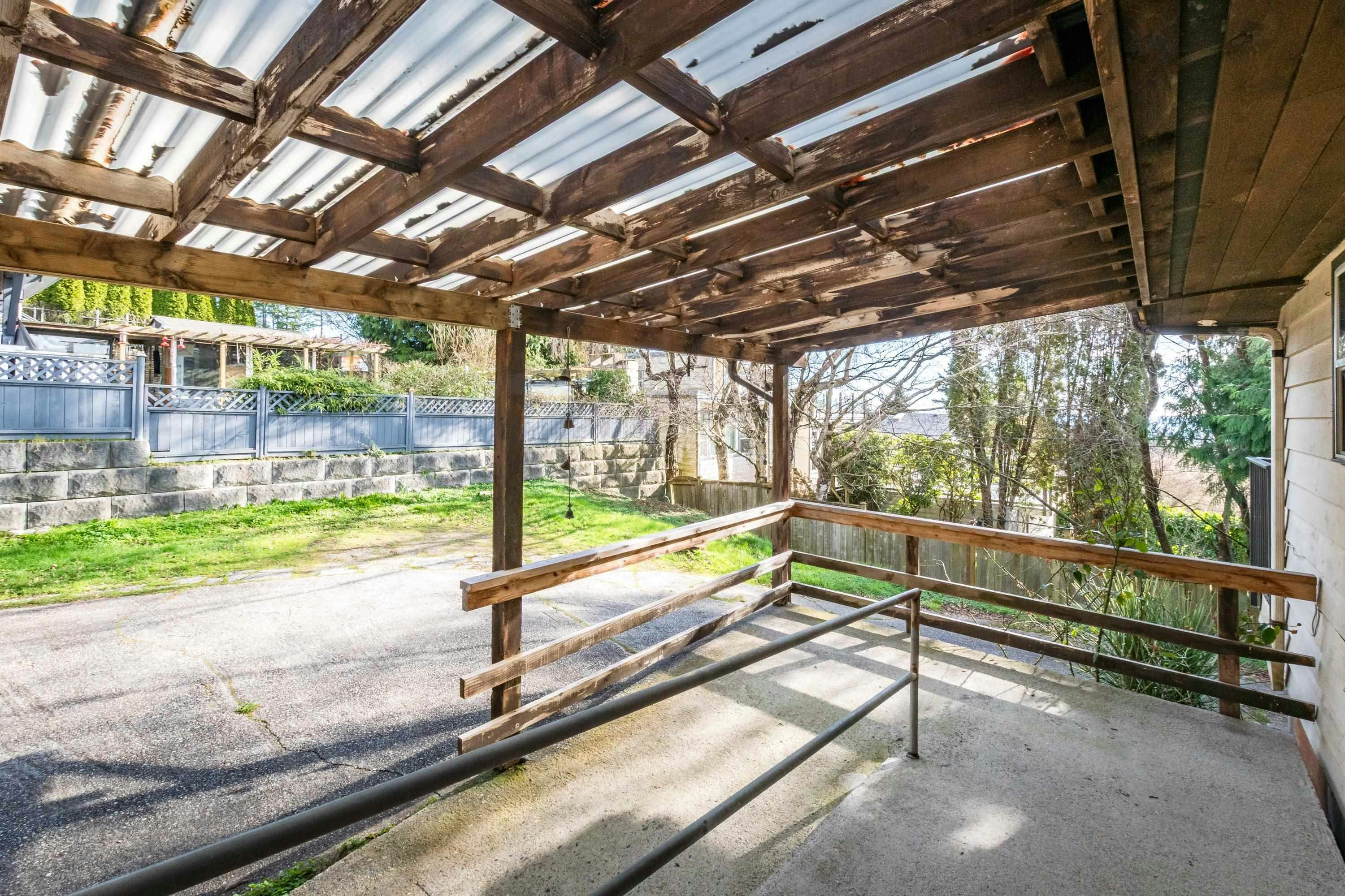 4902 Laurel Avenue, Sechelt, BC, V7Z 0B7 - 20