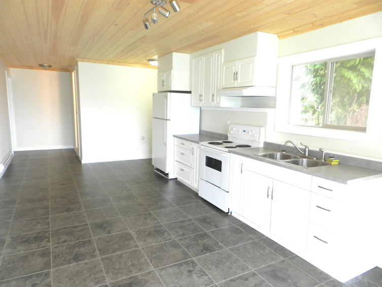 4902 Laurel Avenue, Sechelt, BC, V7Z 0B7 - 31