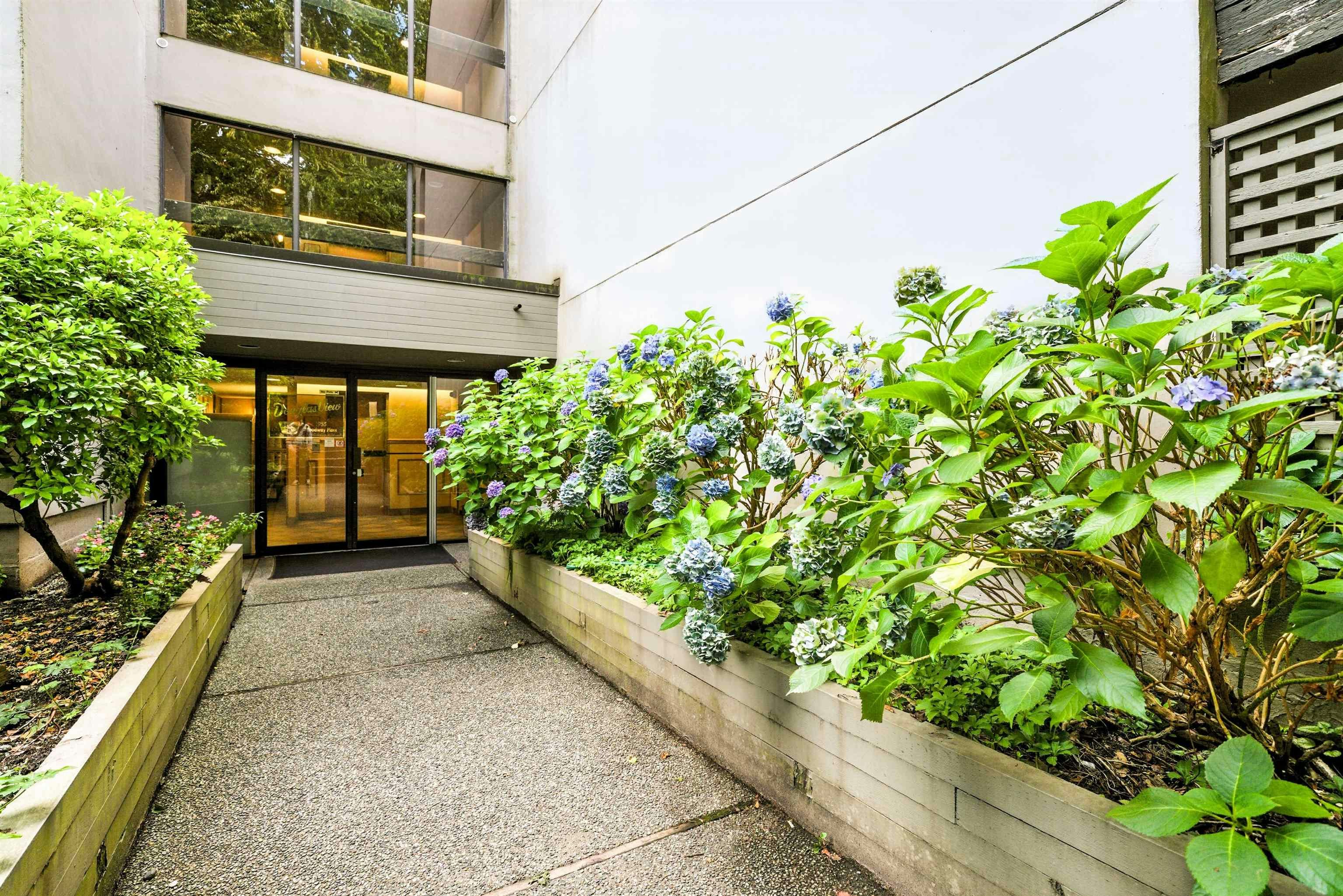 212-1955 Woodway Place, Burnaby, BC, V5B 4S5 - 30