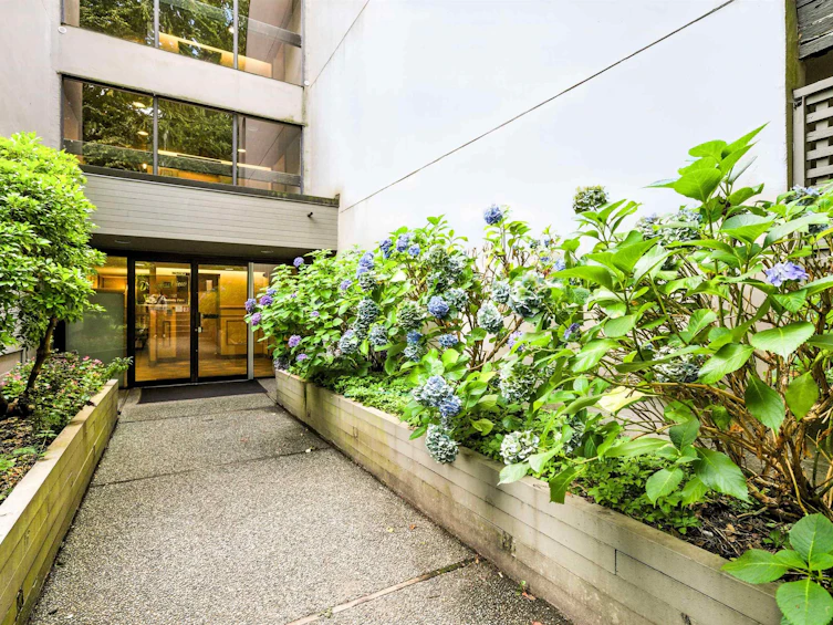 212-1955 Woodway Place, Burnaby, BC, V5B 4S5 - 30