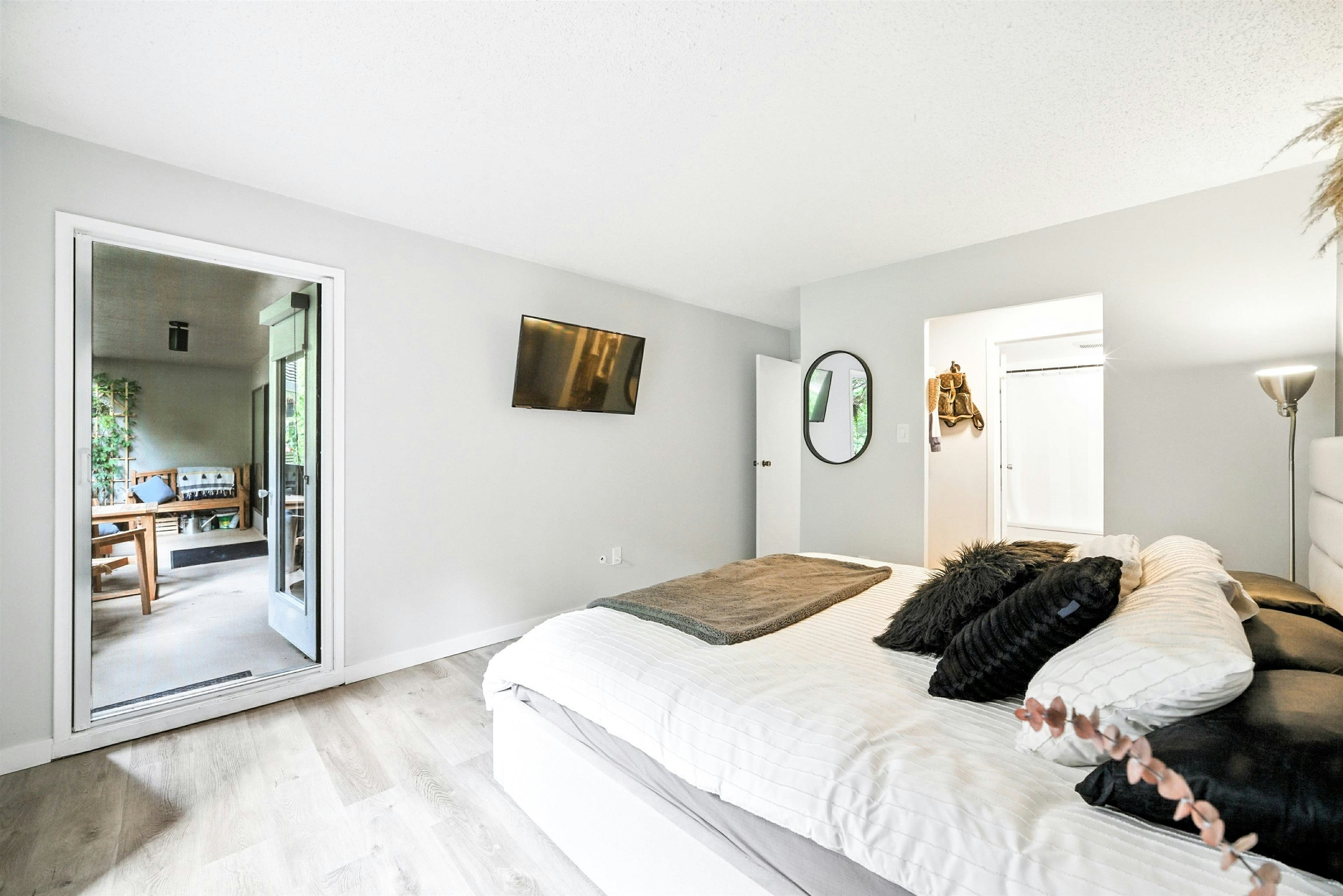 212-1955 Woodway Place, Burnaby, BC, V5B 4S5 - 21