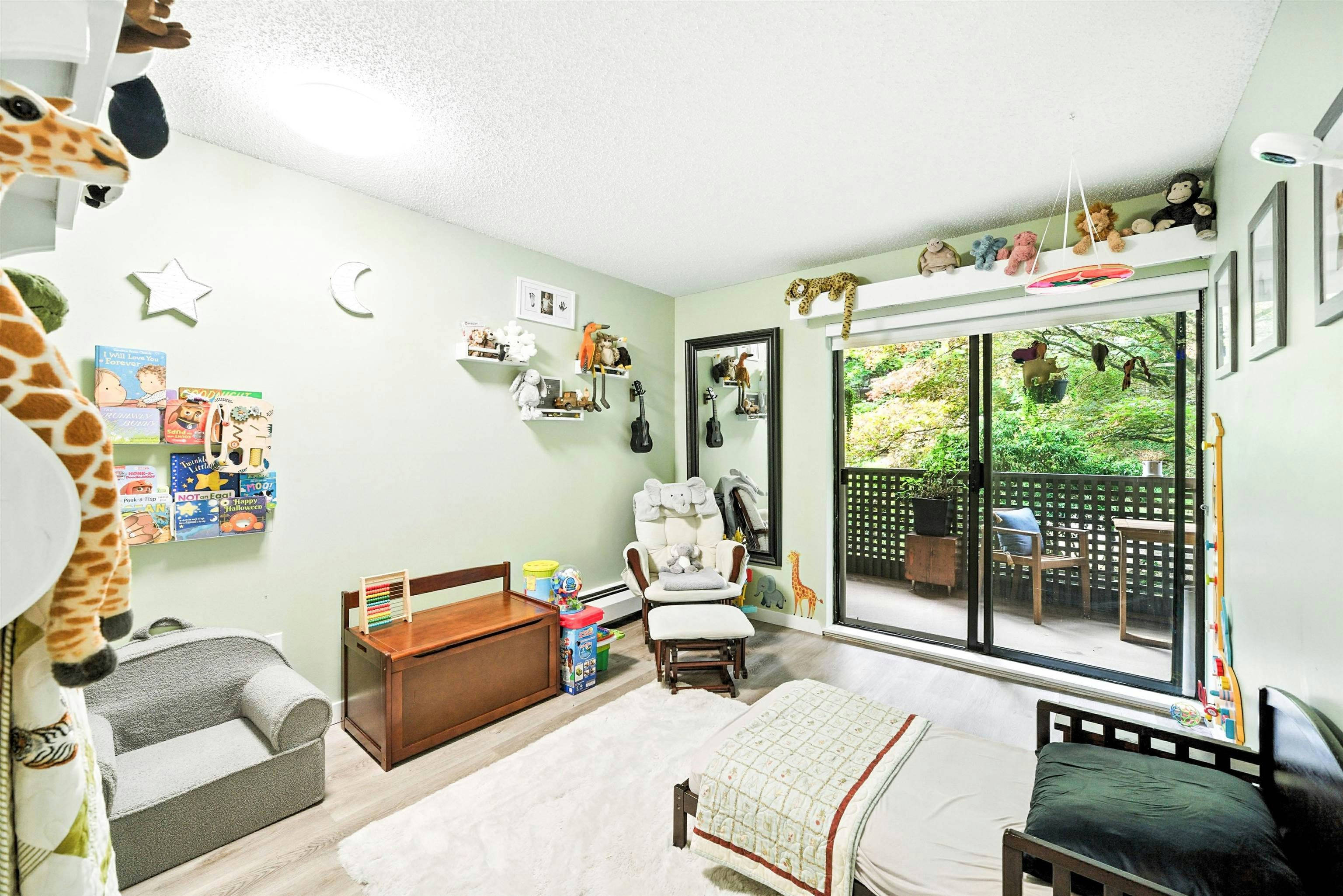 212-1955 Woodway Place, Burnaby, BC, V5B 4S5 - 23