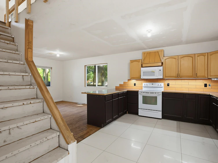 26814 Dewdney Trunk Road, Maple Ridge, BC, V2W 1N9 - 3
