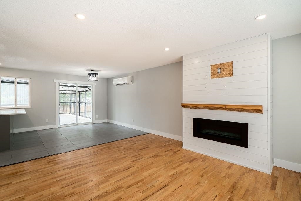 21139 Cook Avenue, Maple Ridge, BC, V2X 7P7 - 11