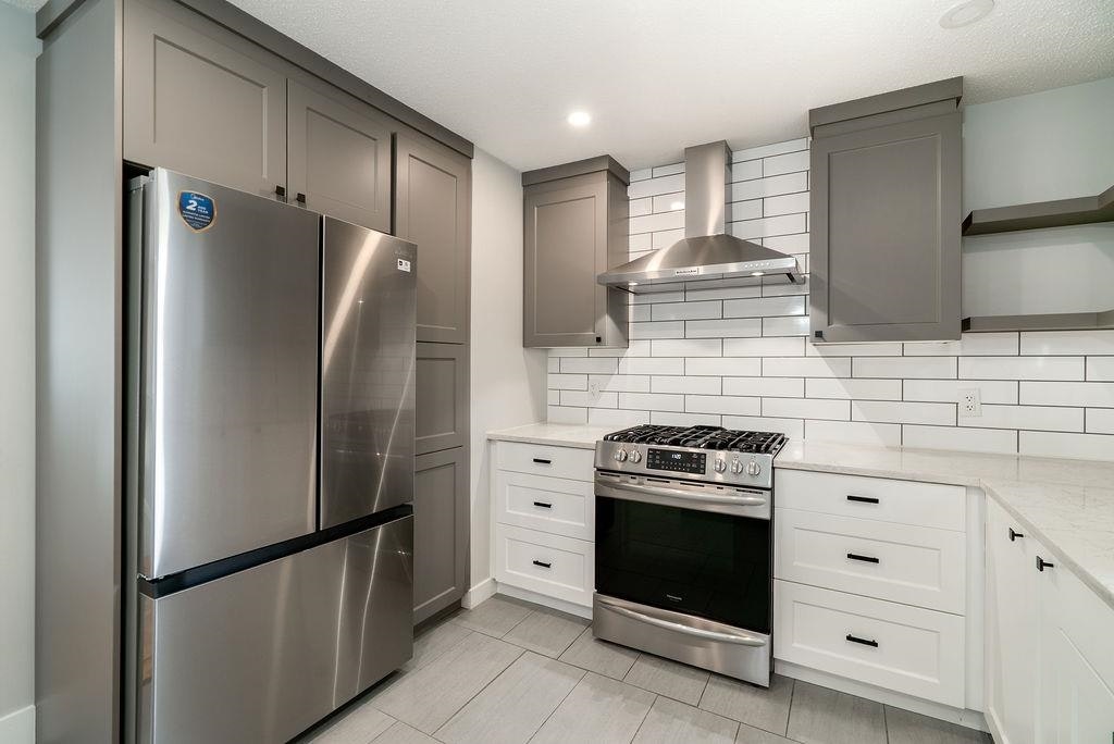 21139 Cook Avenue - 4