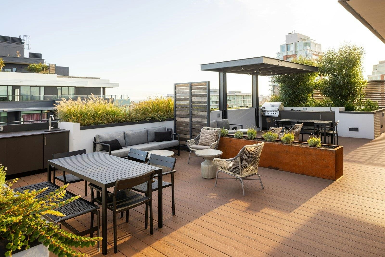 1304-363 Tyee Road, Victoria, BC, V9A 0B5 - 28