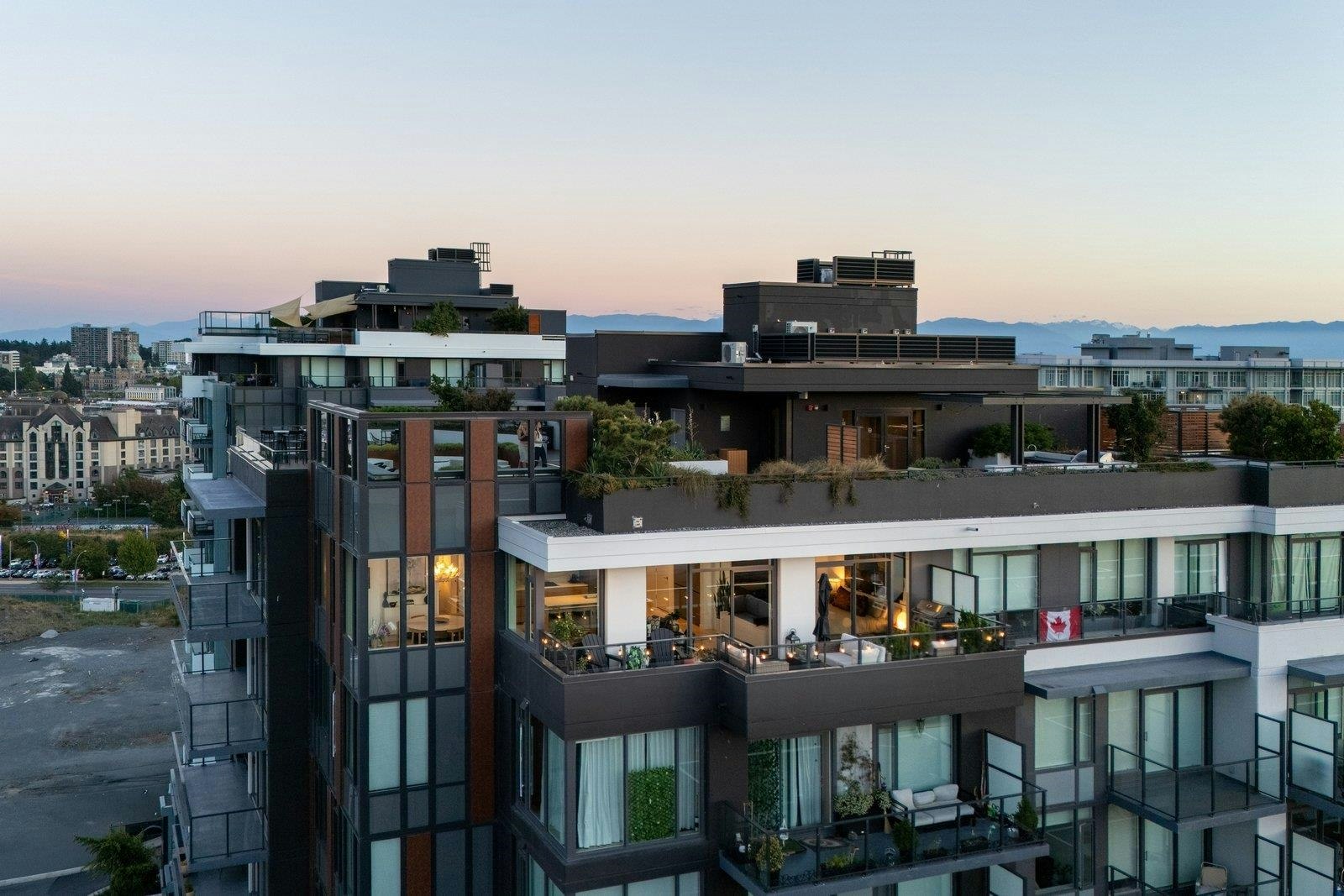 1304-363 Tyee Road, Victoria, BC, V9A 0B5 - 37