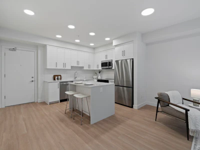 308-33820 South Fraser Way - 5