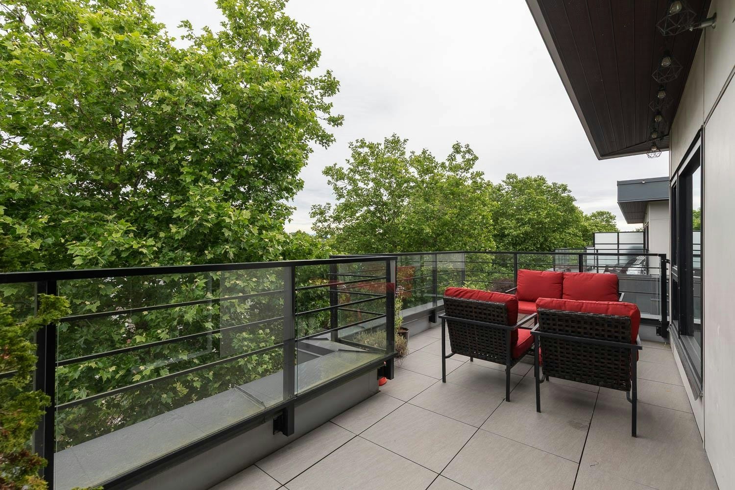 404-2666 Duke Street, Vancouver, BC, V5R 4S9 - 24