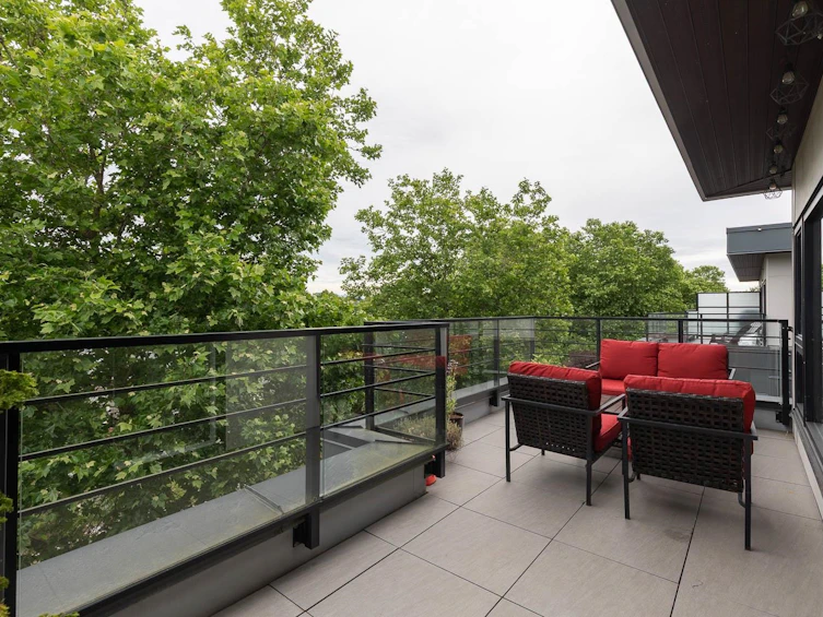 404-2666 Duke Street, Vancouver, BC, V5R 4S9 - 24