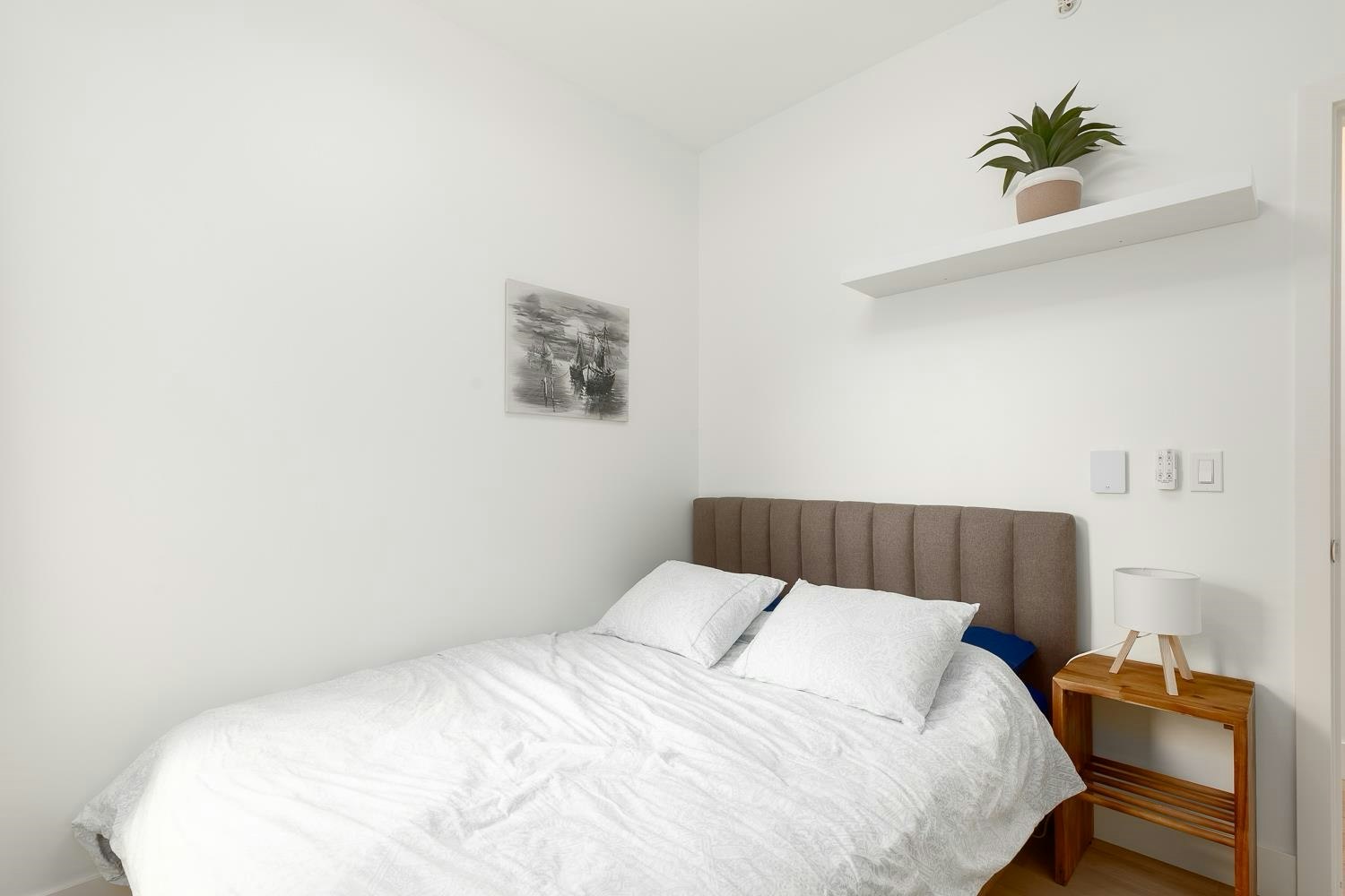 404-2666 Duke Street, Vancouver, BC, V5R 4S9 - 14
