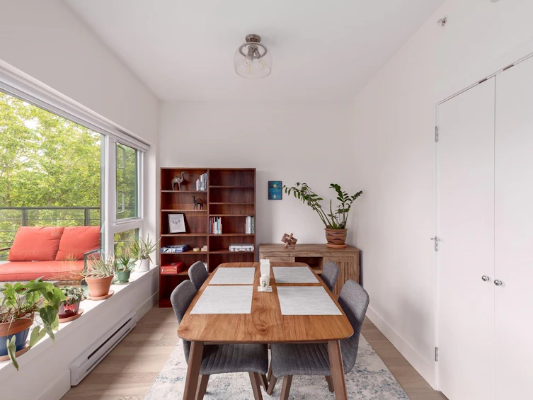 404-2666 Duke Street, Vancouver, BC, V5R 4S9 - 11