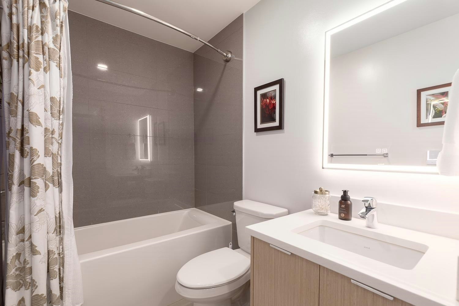404-2666 Duke Street, Vancouver, BC, V5R 4S9 - 21