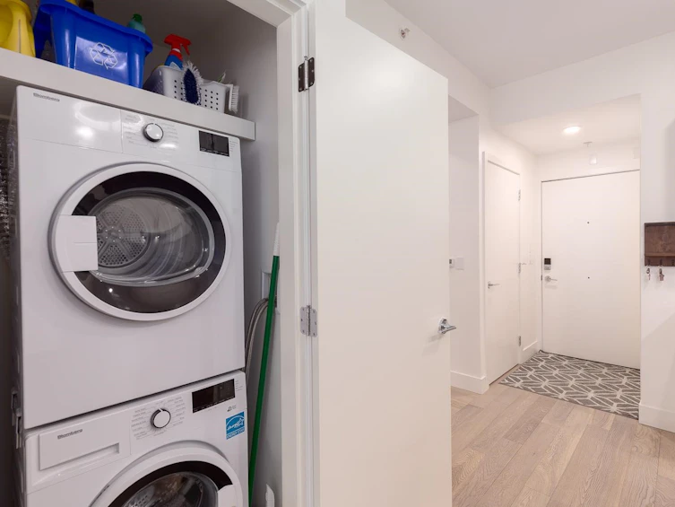 404-2666 Duke Street, Vancouver, BC, V5R 4S9 - 22