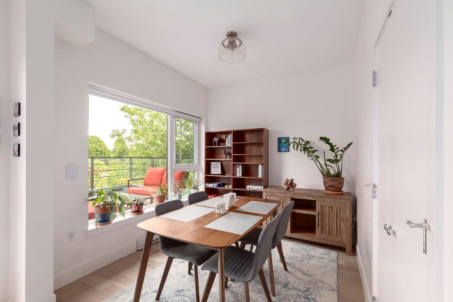 404-2666 Duke Street, Vancouver, BC, V5R 4S9 - 10