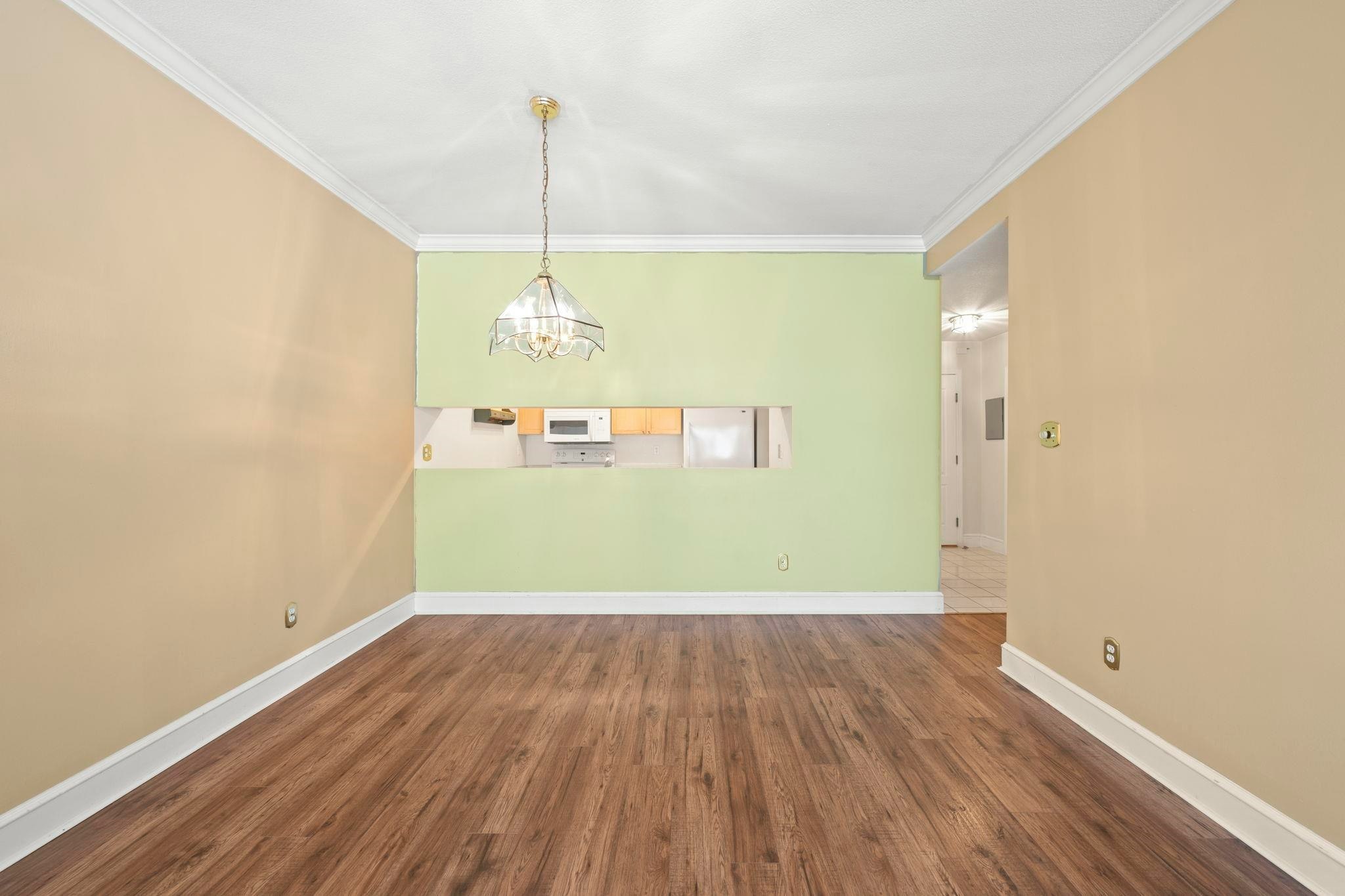 109-8680 Lansdowne Road, Richmond, BC, V6X 1B9 - 7