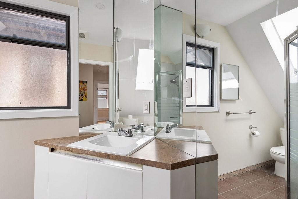 4620 W 7th Avenue, Vancouver, BC, V6R 1X5 - 10