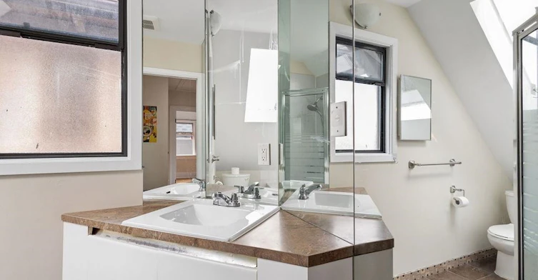 4620 W 7th Avenue, Vancouver, BC, V6R 1X5 - 10