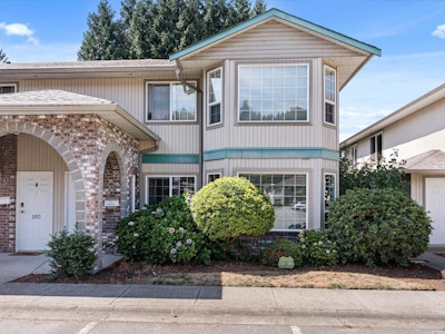 104-9855 Quarry Road - 2