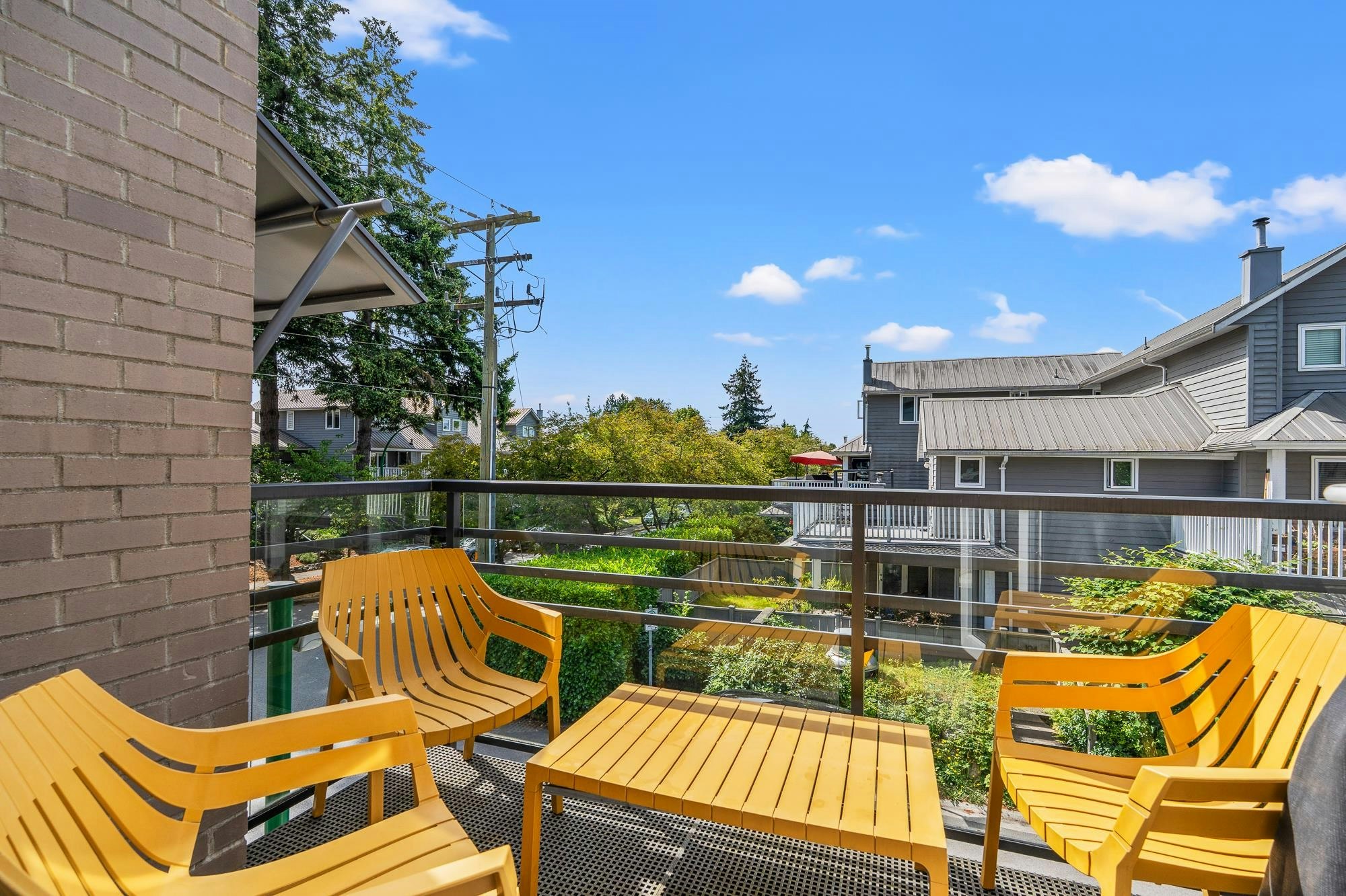 202-1591 Bowser Avenue, North Vancouver, BC, V7P 2Y4 - 16