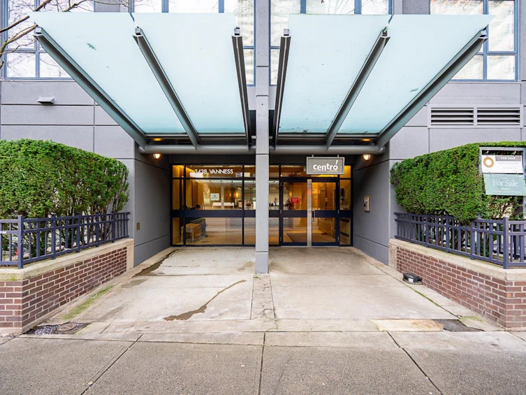 906-3438 Vanness Avenue, Vancouver, BC, V5R 6E7 - 3