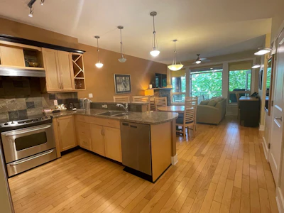 27B-12849 Lagoon Road - 2