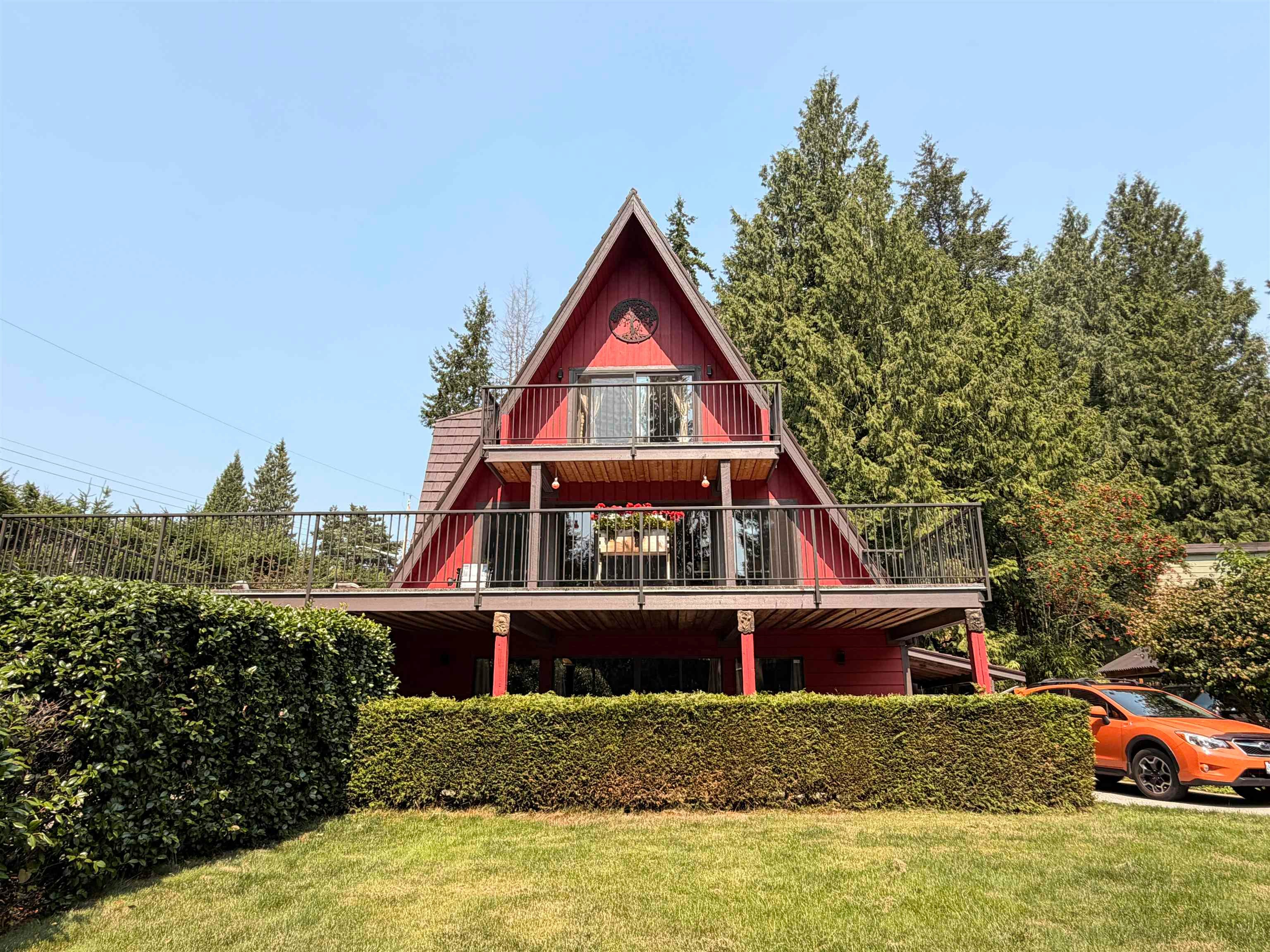 6568 Pickleball Court, Sechelt, BC, V7Z 0N3