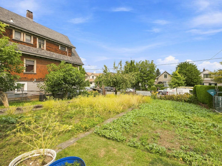 1955 Turner Street, Vancouver, BC, V5L 1Z9 - 31