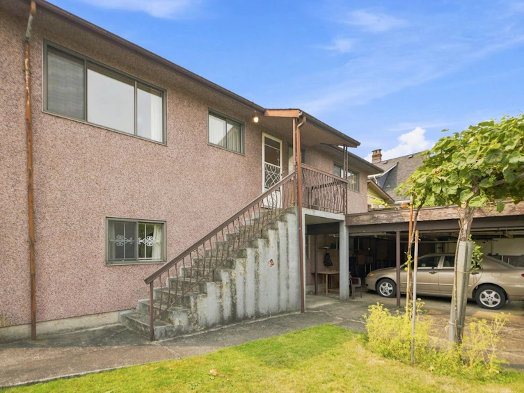 1955 Turner Street, Vancouver, BC, V5L 1Z9 - 35