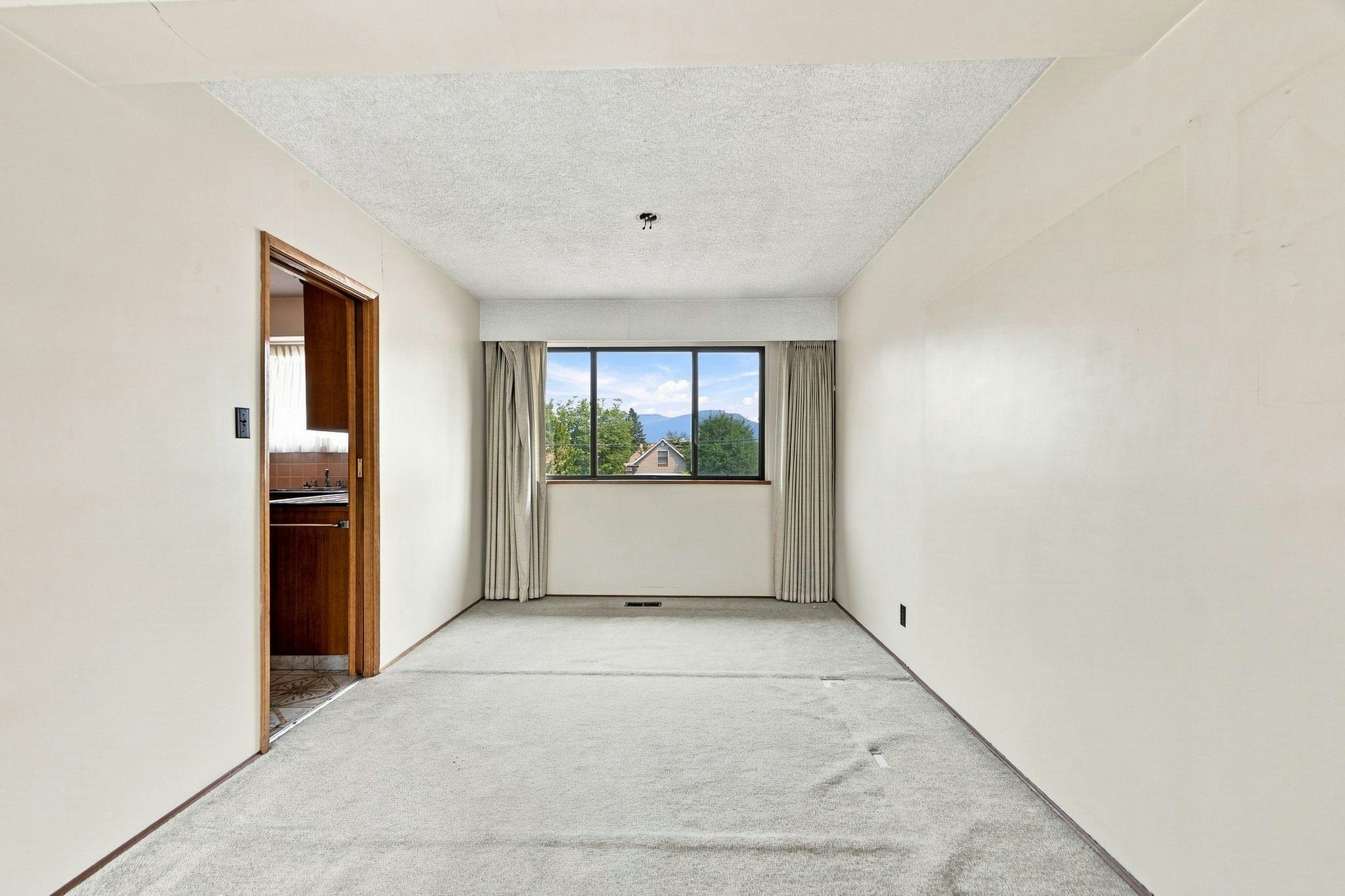 1955 Turner Street, Vancouver, BC, V5L 1Z9 - 13