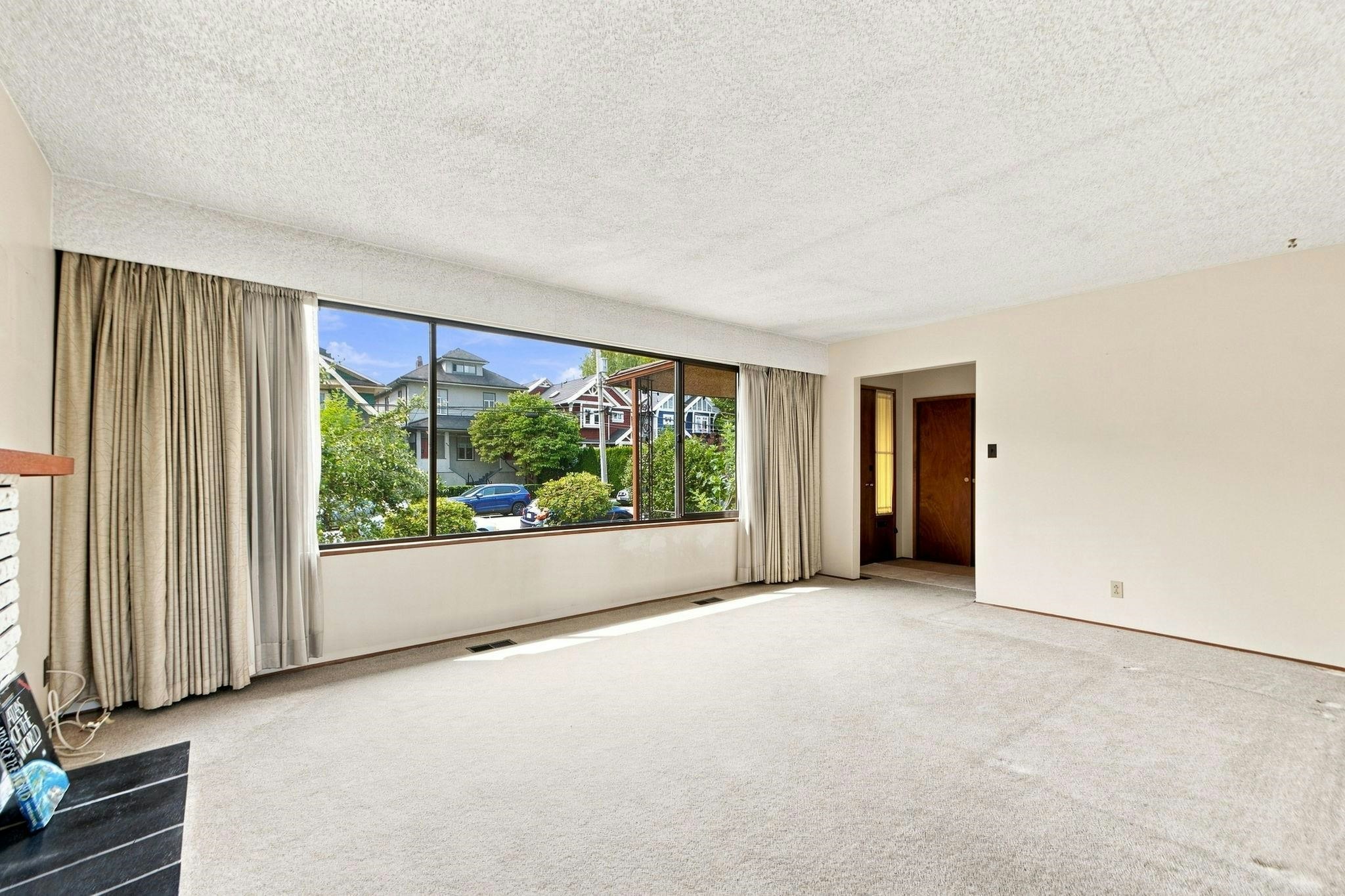 1955 Turner Street, Vancouver, BC, V5L 1Z9 - 11