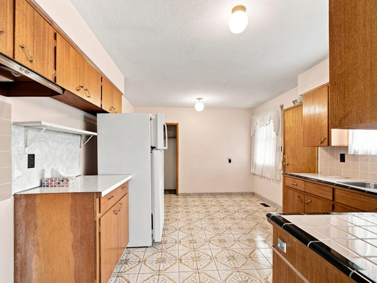 1955 Turner Street, Vancouver, BC, V5L 1Z9 - 16