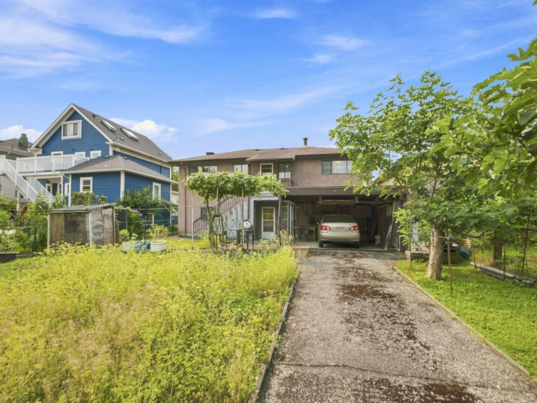 1955 Turner Street, Vancouver, BC, V5L 1Z9 - 32