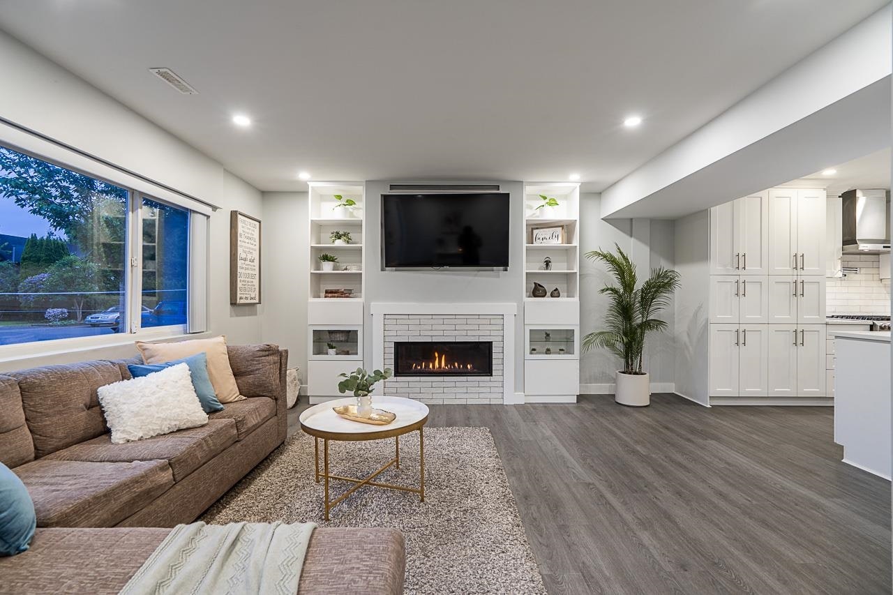 27527 31a Avenue - 4
