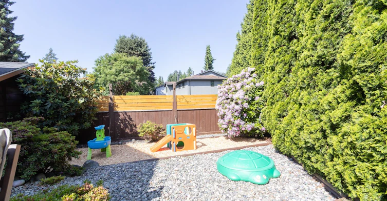 21573 Cherrington Avenue, Maple Ridge, BC, V2X 8R2 - 23