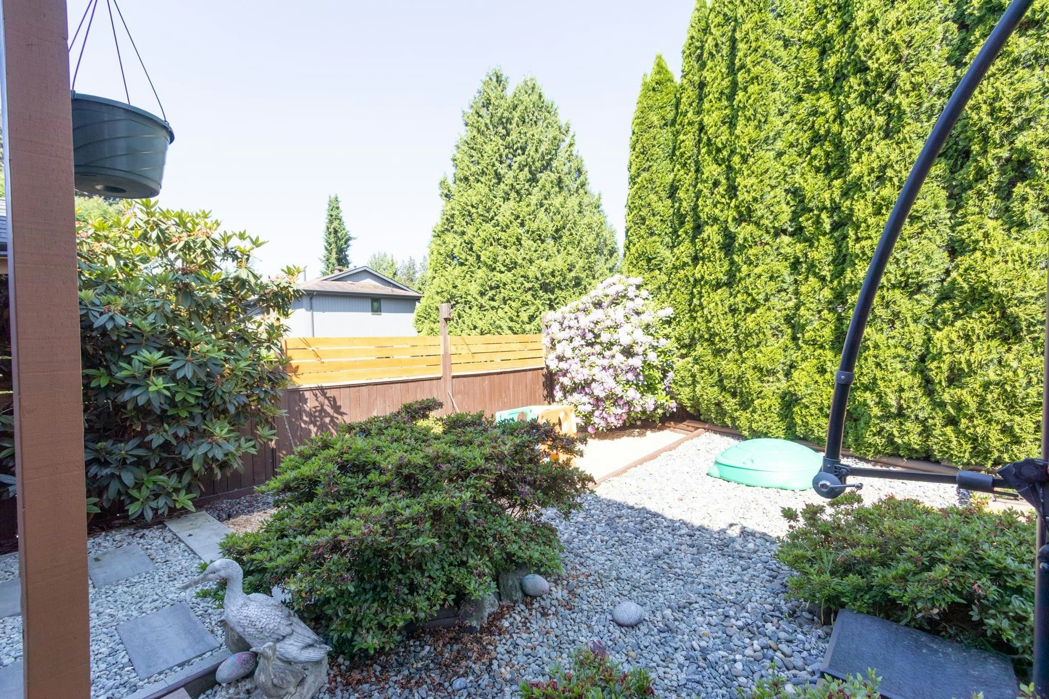 21573 Cherrington Avenue, Maple Ridge, BC, V2X 8R2 - 22