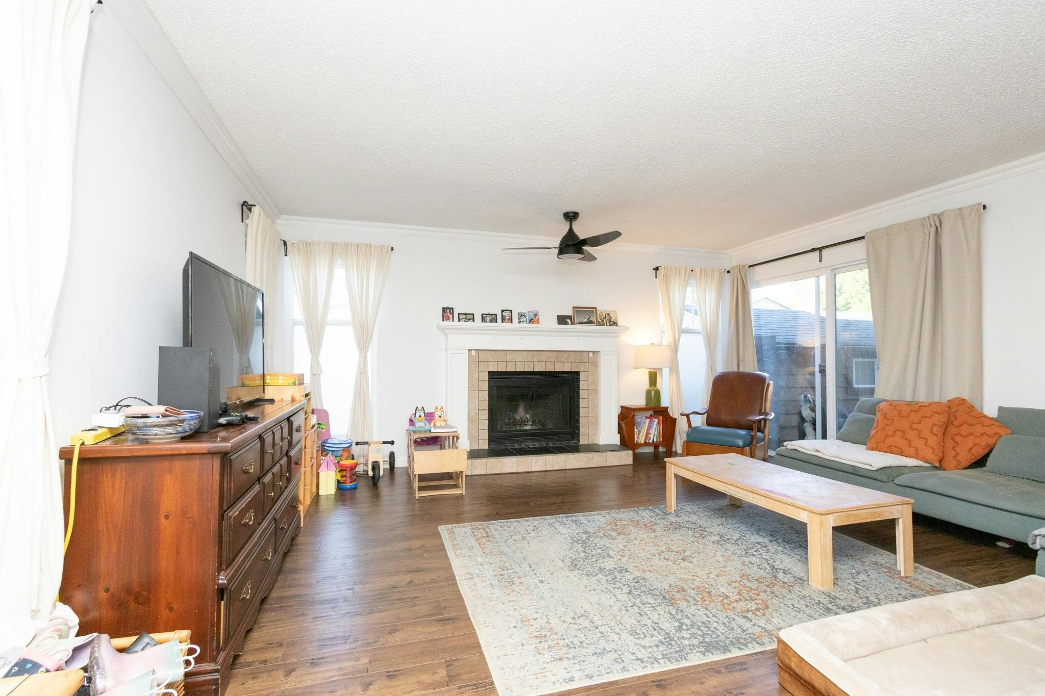 21573 Cherrington Avenue, Maple Ridge, BC, V2X 8R2 - 3