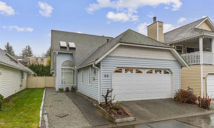 44-2865 Glen Drive