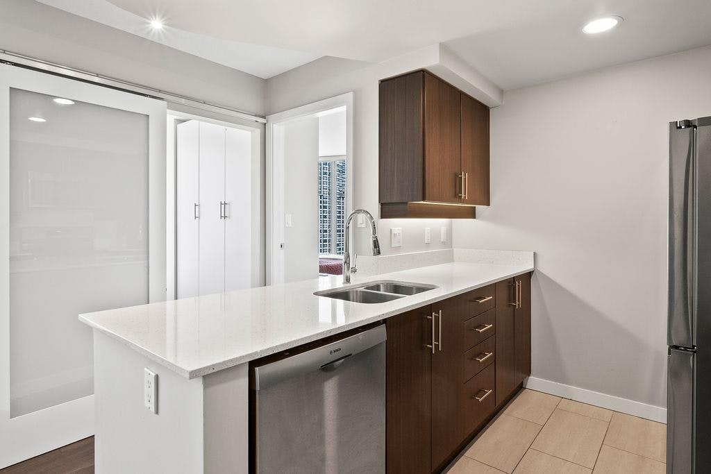 2801-1008 Cambie Street, Vancouver, BC, V6B 6J7 - 12
