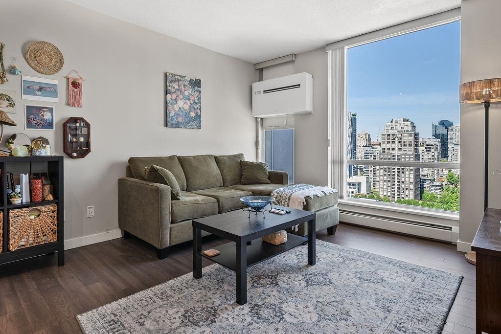2801-1008 Cambie Street, Vancouver, BC, V6B 6J7 - 3