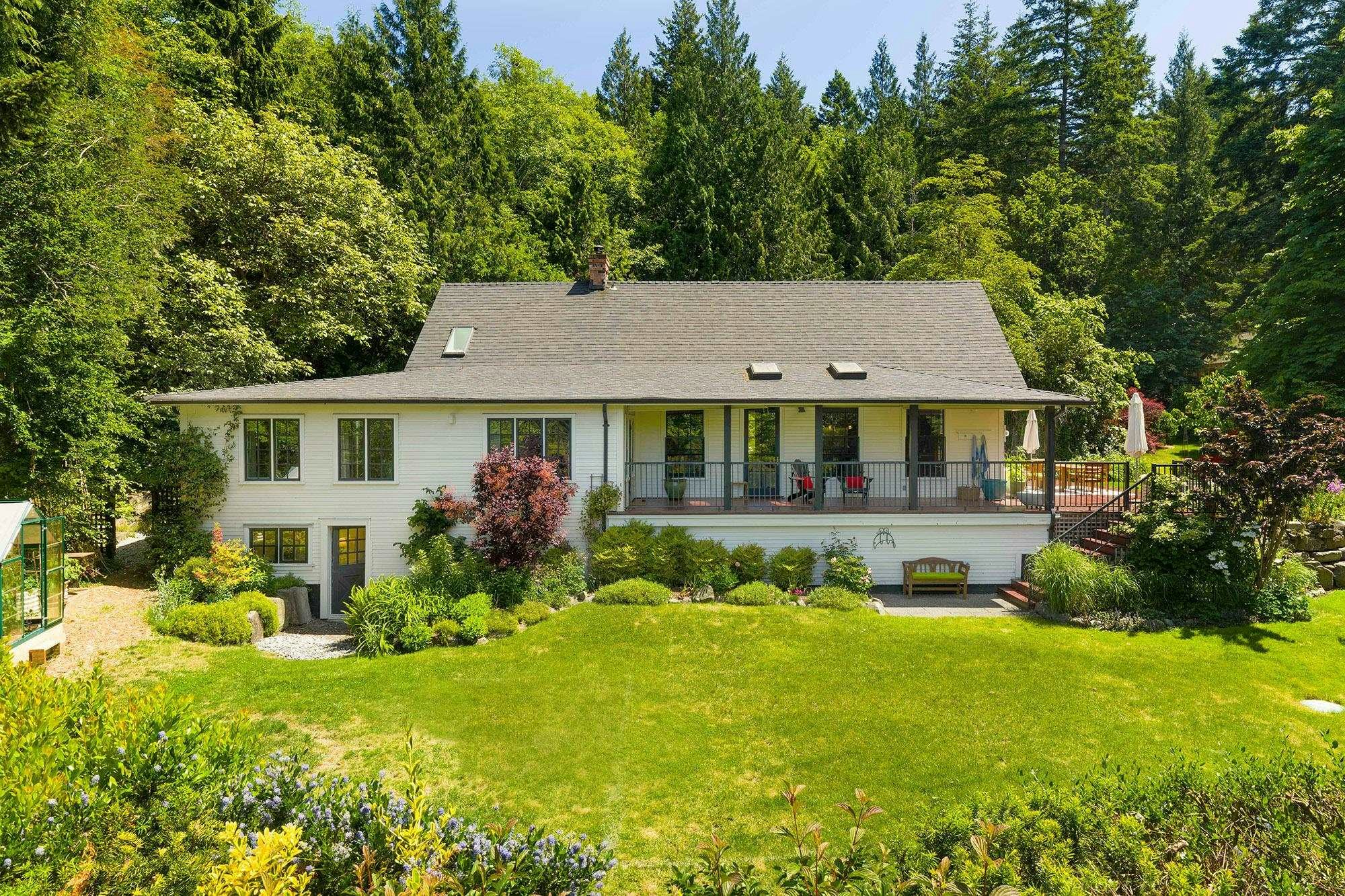 822 Captains Way, Bowen Island, BC, V0N 1G2 - 2