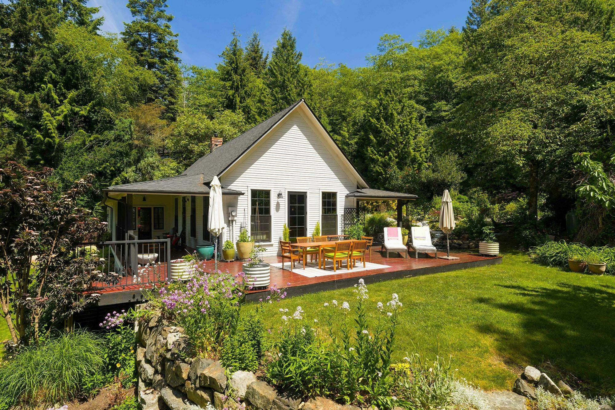 822 Captains Way, Bowen Island, BC, V0N 1G2