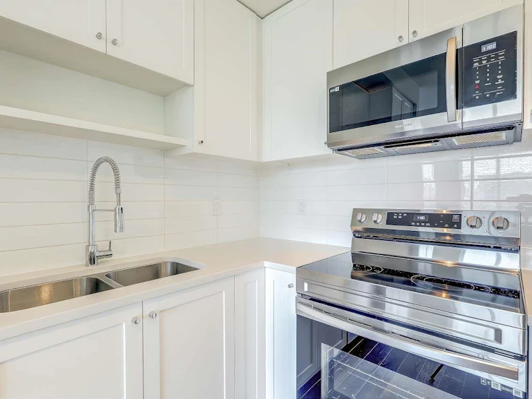215-15825 85 Avenue, Surrey, BC, V4N 6W9 - 10