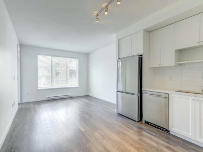 215-15825 85 Avenue - 2