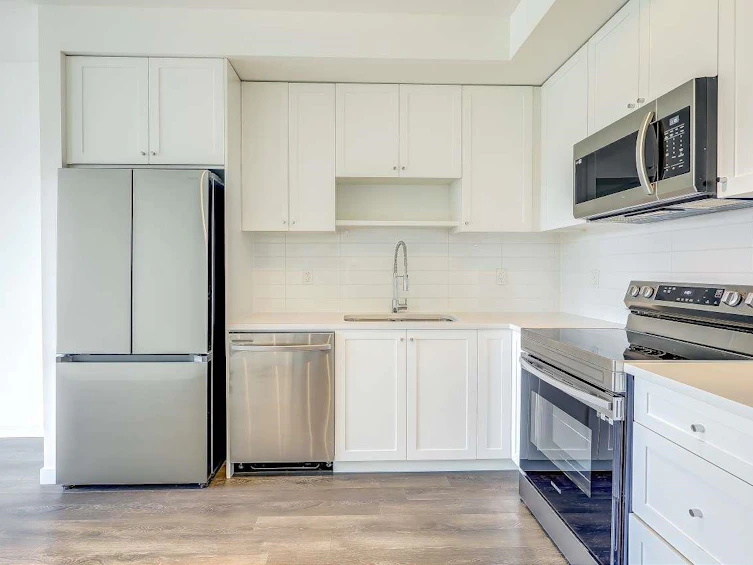 215-15825 85 Avenue, Surrey, BC, V4N 6W9 - 11